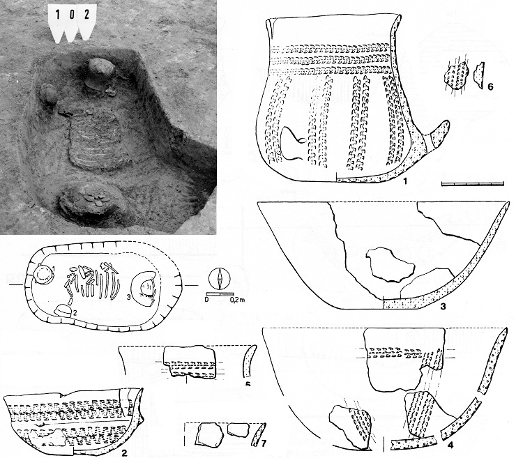 The documentation of double-grave No. 102 in Miskovice containing the cremated remains of a woman and also a child’s skeleton, including additional vessels from the period of the Stroked Pottery culture.